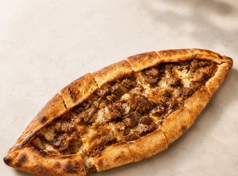 Pide mit Döner – Beispielbild